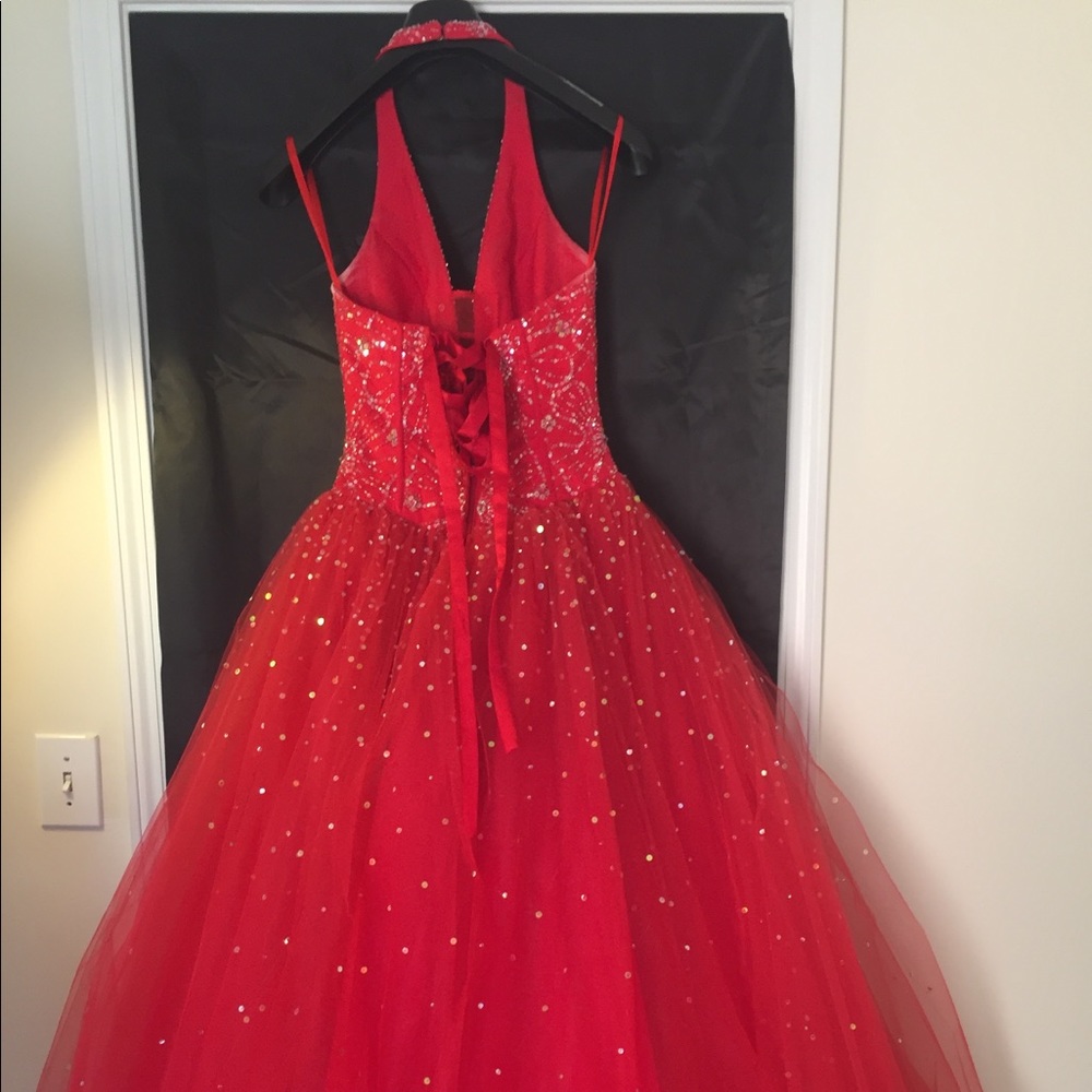 Prom gown
